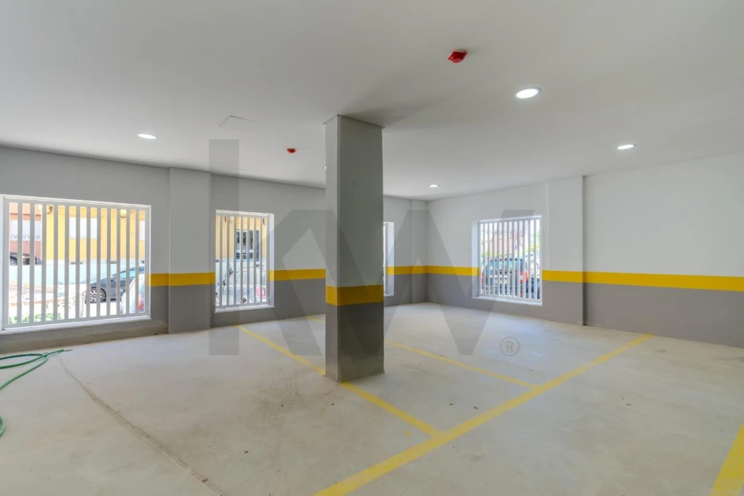 Apartamento T3 para Venda em Cascais e Estoril Foto 27
