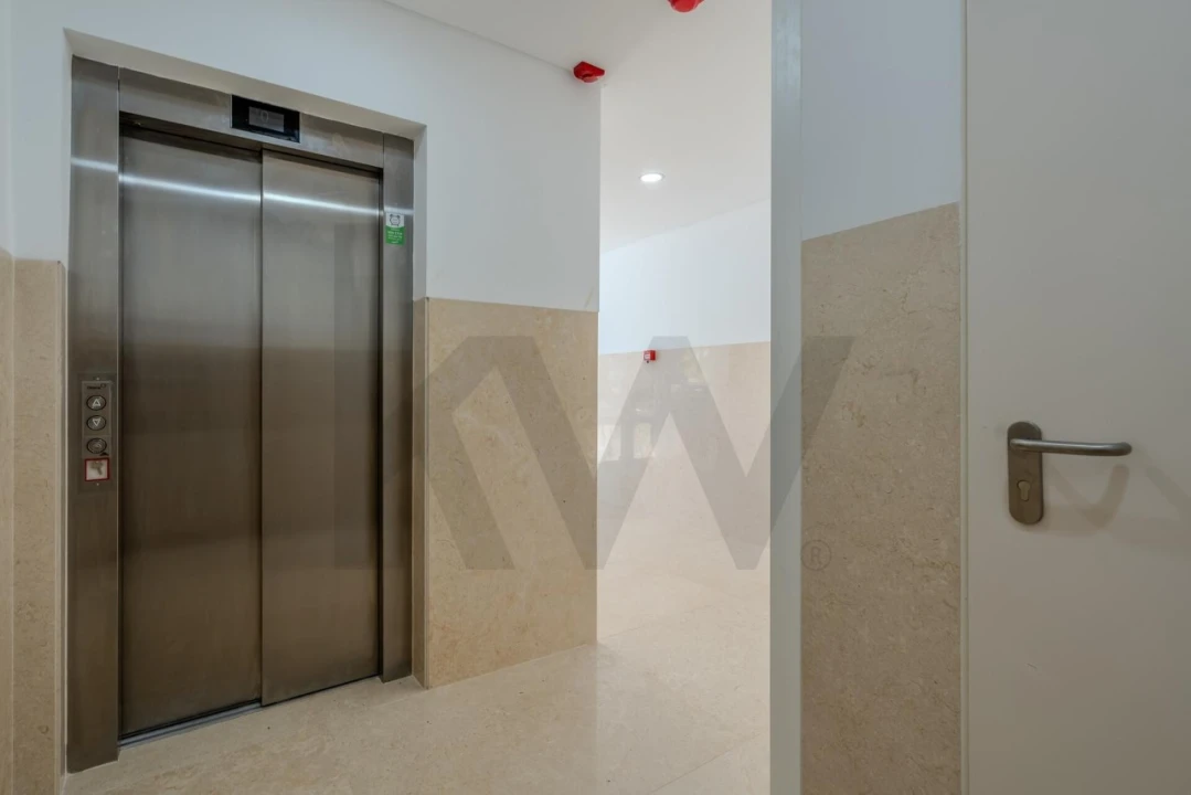 Apartamento T3 para Venda em Cascais e Estoril Foto 28