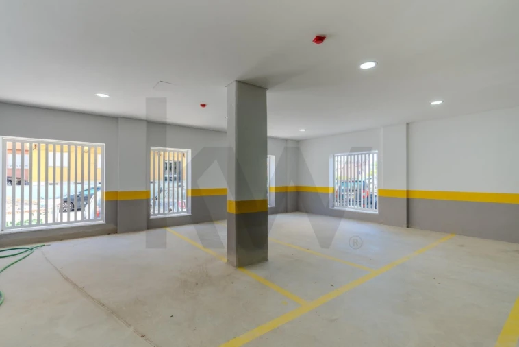 Apartamento T3 para Venda em Cascais e Estoril Foto 27