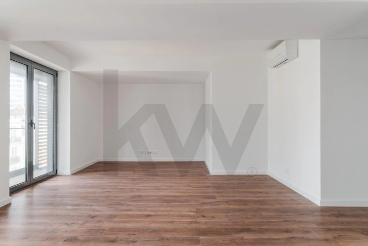 Apartamento T2 para Venda em Avenidas Novas Foto 2