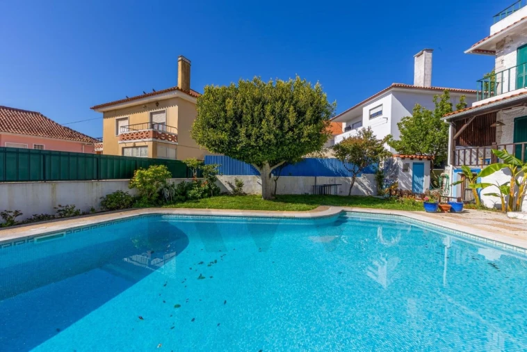 Moradia T6 para Venda em Algés, Linda-A-Velha e Cruz Quebrada-Dafundo Foto 9