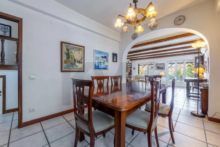 Moradia T6 para Venda em Algés, Linda-A-Velha e Cruz Quebrada-Dafundo Foto 15