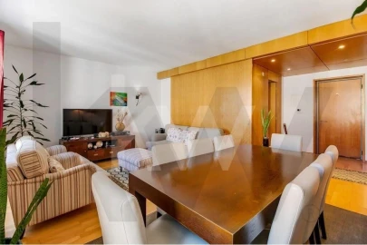 Apartamento T3 para Venda em Misericórdia