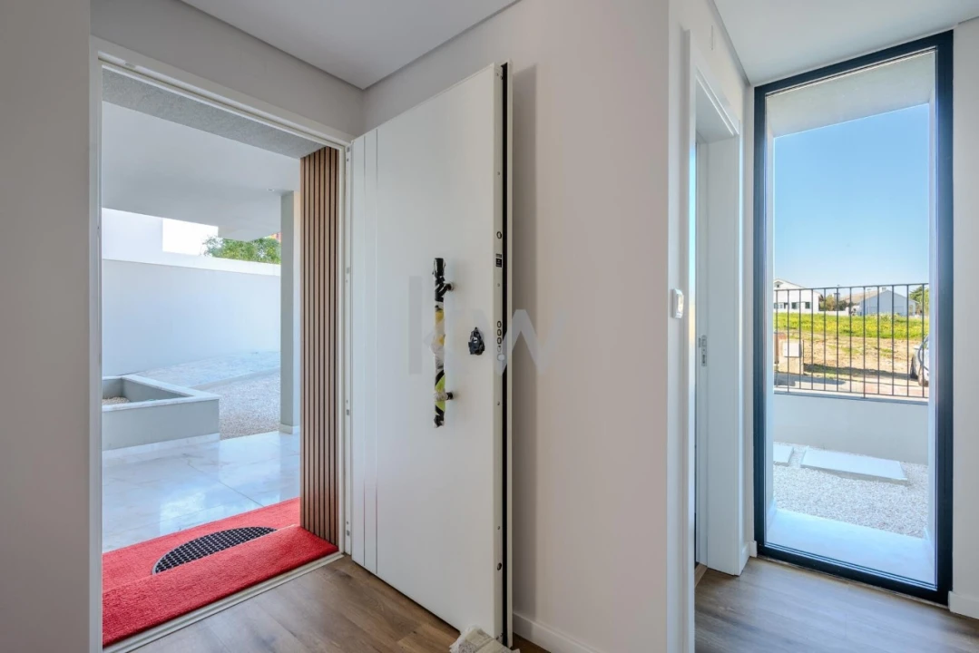 Moradia T3 para Venda em Barcarena Foto 4