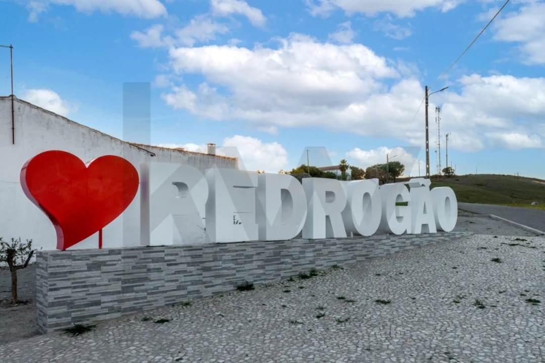 Loja para Venda em Pedrogão Foto 21