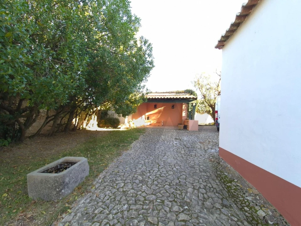 Quinta T6 para Venda em Dois Portos e Runa Foto 27