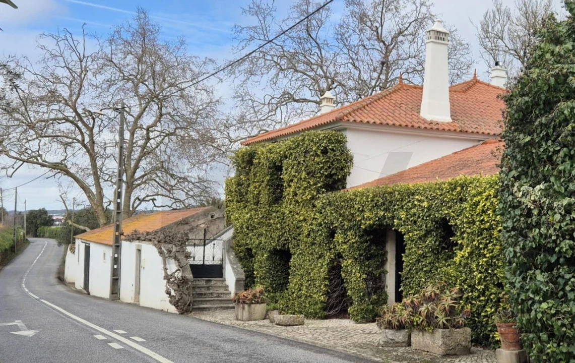 Quinta T6 para Venda em Dois Portos e Runa Foto 1