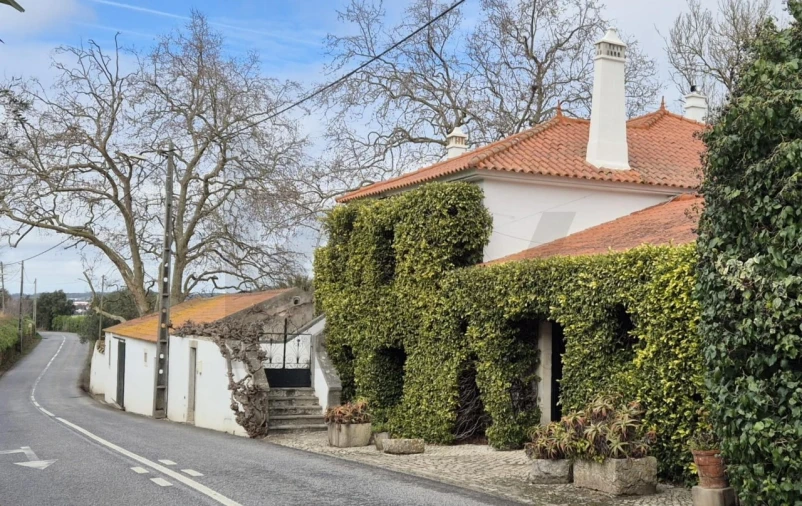 Quinta T6 para Venda em Dois Portos e Runa Foto 1