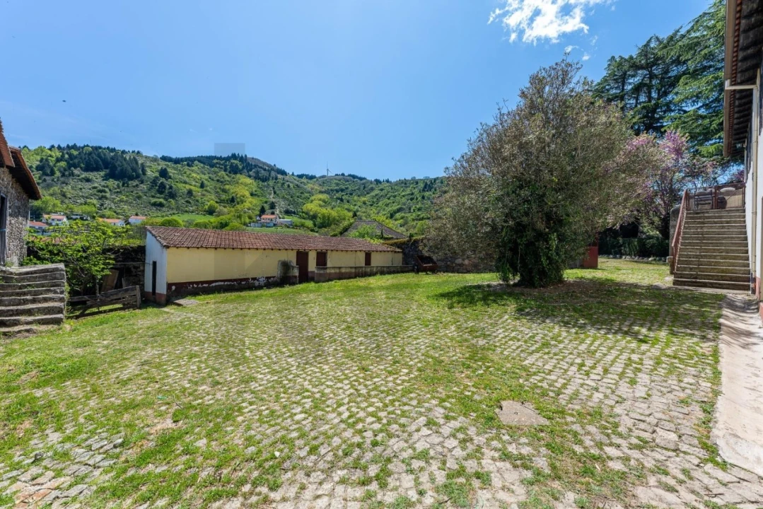Quinta T11 para Venda em Bornes e Burga Foto 2