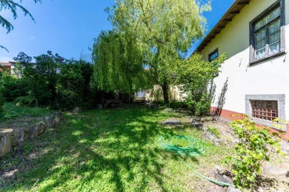 Quinta T11 para Venda em Bornes e Burga