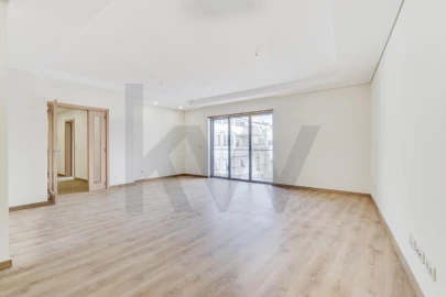 Apartamento T3 para Venda em São Domingos de Benfica