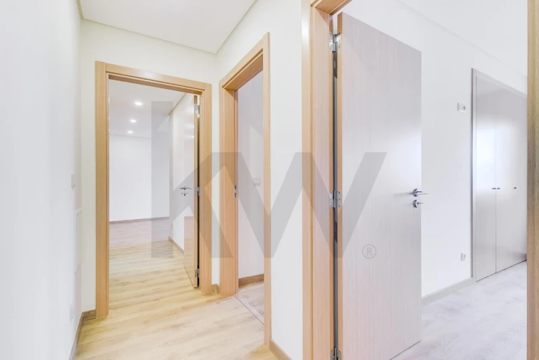 Apartamento T3 para Venda em São Domingos de Benfica Foto 7