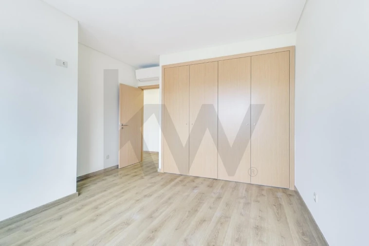 Apartamento T3 para Venda em São Domingos de Benfica Foto 12