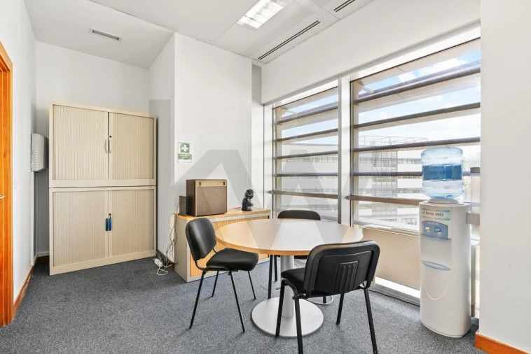 Escritório para Arrendamento em Carnaxide e Queijas Foto 17