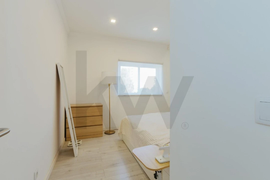 Apartamento T2 para Venda em Carnaxide e Queijas Foto 8