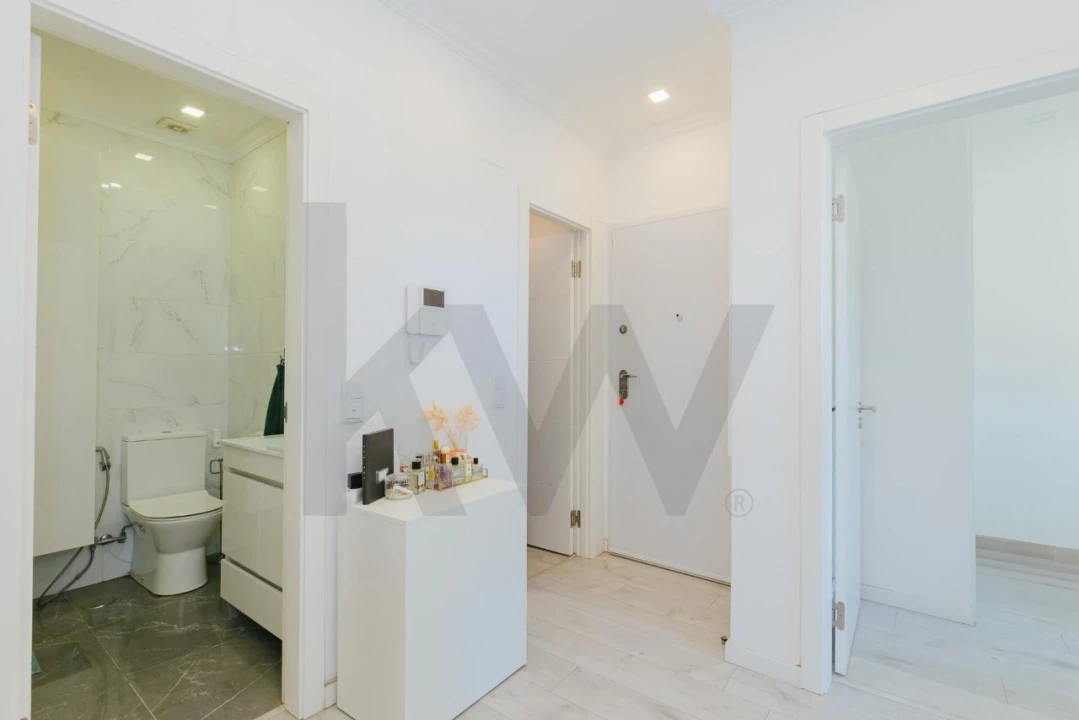 Apartamento T2 para Venda em Carnaxide e Queijas Foto 10