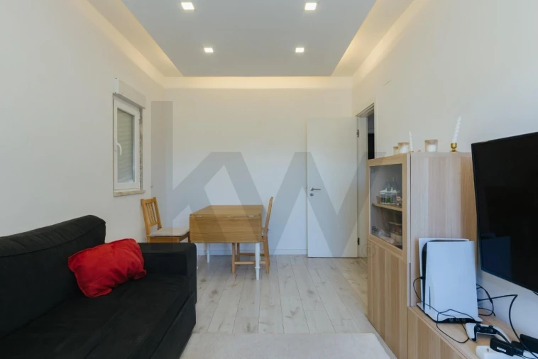 Apartamento T2 para Venda em Carnaxide e Queijas Foto 3