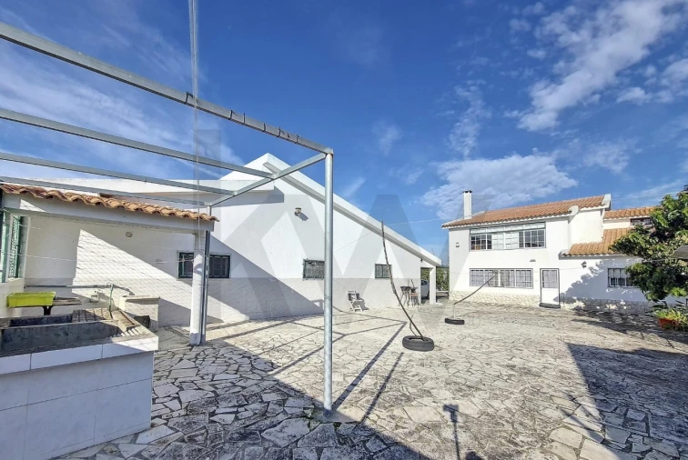 Moradia T4 para Venda em Pinhal Novo Foto 2