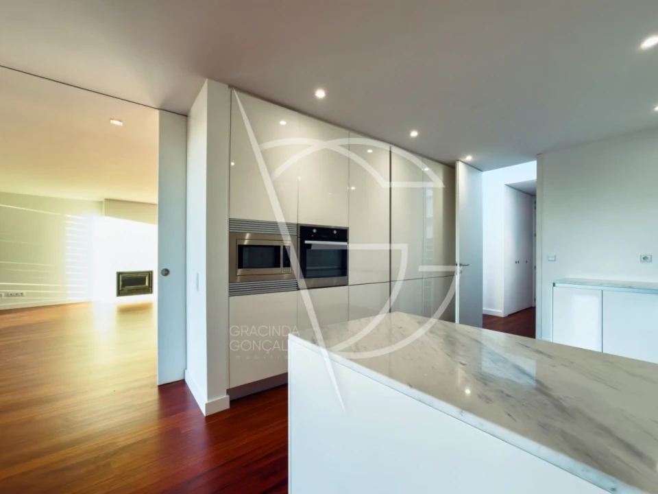 Moradia T4 para Venda em Água Longa Foto 6