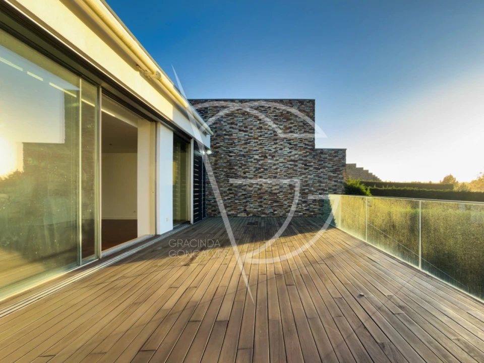 Moradia T4 para Venda em Água Longa Foto 12