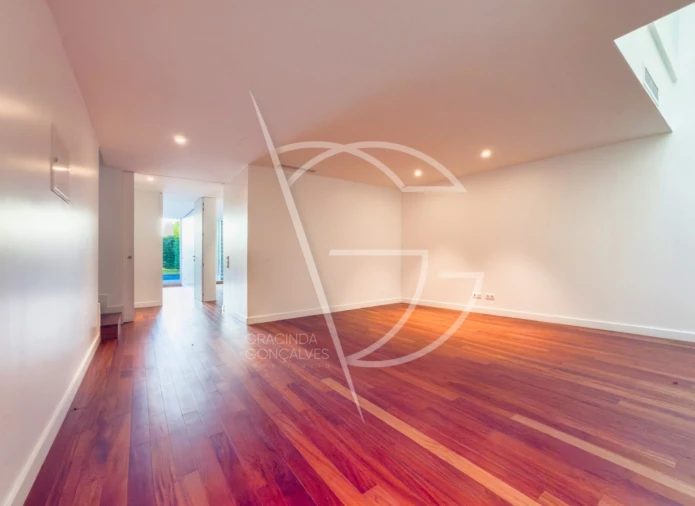 Moradia T4 para Venda em Água Longa Foto 11