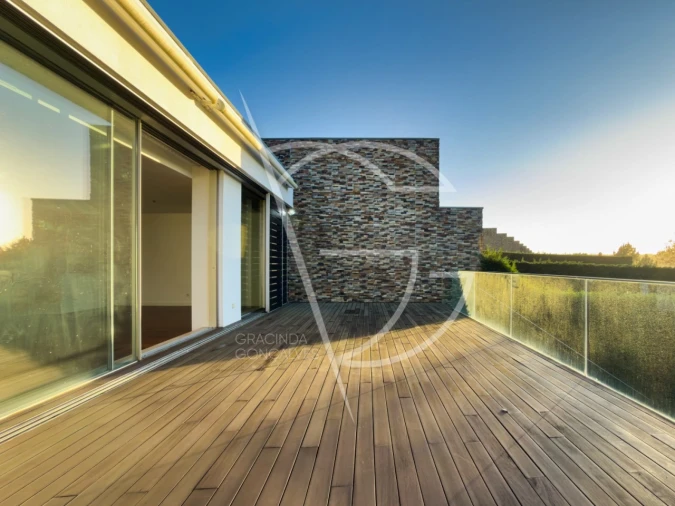 Moradia T4 para Venda em Água Longa Foto 12