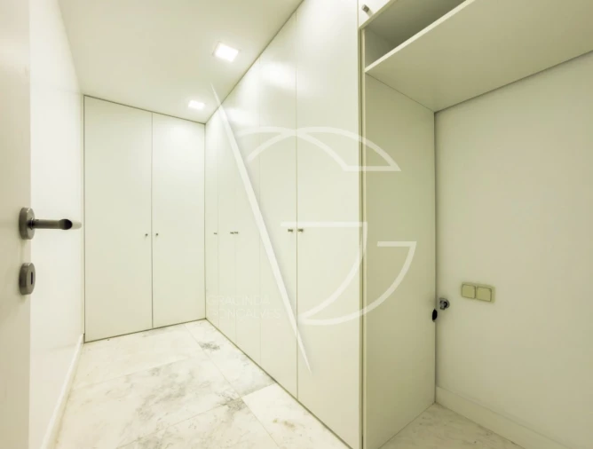 Moradia T4 para Venda em Água Longa Foto 13