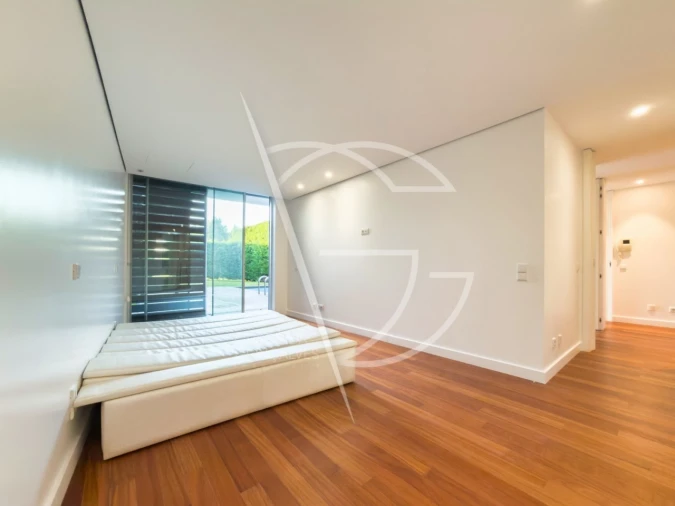 Moradia T4 para Venda em Água Longa Foto 19