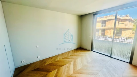 Apartamento T3 para Venda em Aldoar, Foz do Douro e Nevogilde