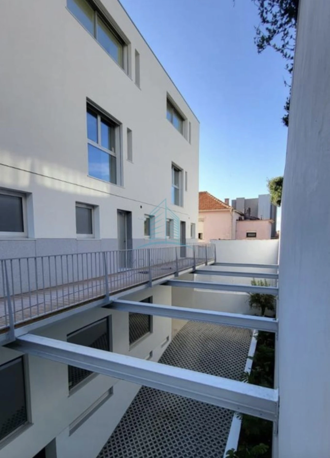 Moradia T4 para Venda em Aldoar, Foz do Douro e Nevogilde Foto 4