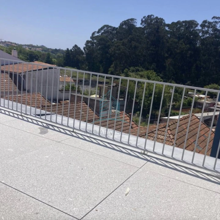 Moradia T4 para Venda em Aldoar, Foz do Douro e Nevogilde Foto 9