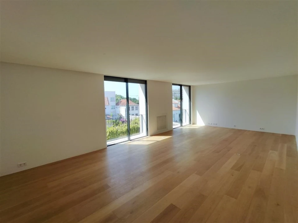 Apartamento T3 para Venda em Aldoar, Foz do Douro e Nevogilde Foto 6