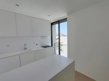 Apartamento T3 para Venda em Aldoar, Foz do Douro e Nevogilde