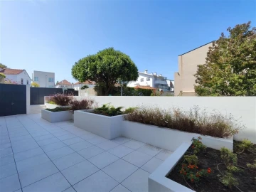 Apartamento T3 para Venda em Aldoar, Foz do Douro e Nevogilde
