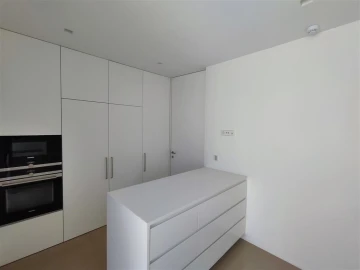 Apartamento T3 para Venda em Aldoar, Foz do Douro e Nevogilde