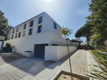Apartamento T3 para Venda em Aldoar, Foz do Douro e Nevogilde