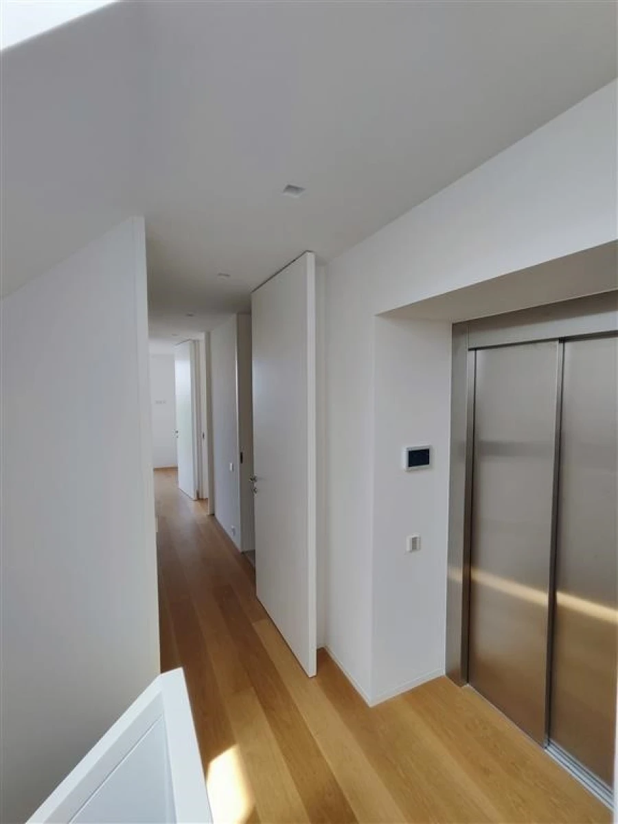 Apartamento T3 para Venda em Aldoar, Foz do Douro e Nevogilde Foto 12