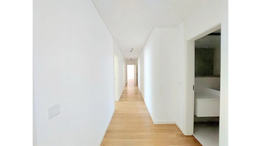 Apartamento T4 para Venda em Matosinhos e Leça da Palmeira Foto 10
