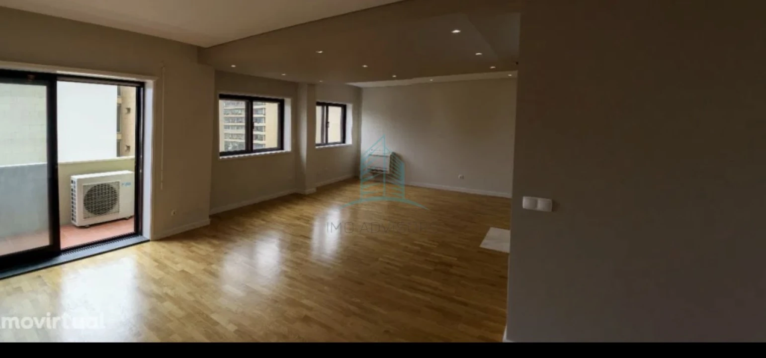 Apartamento T4 para Venda em Matosinhos e Leça da Palmeira Foto 2