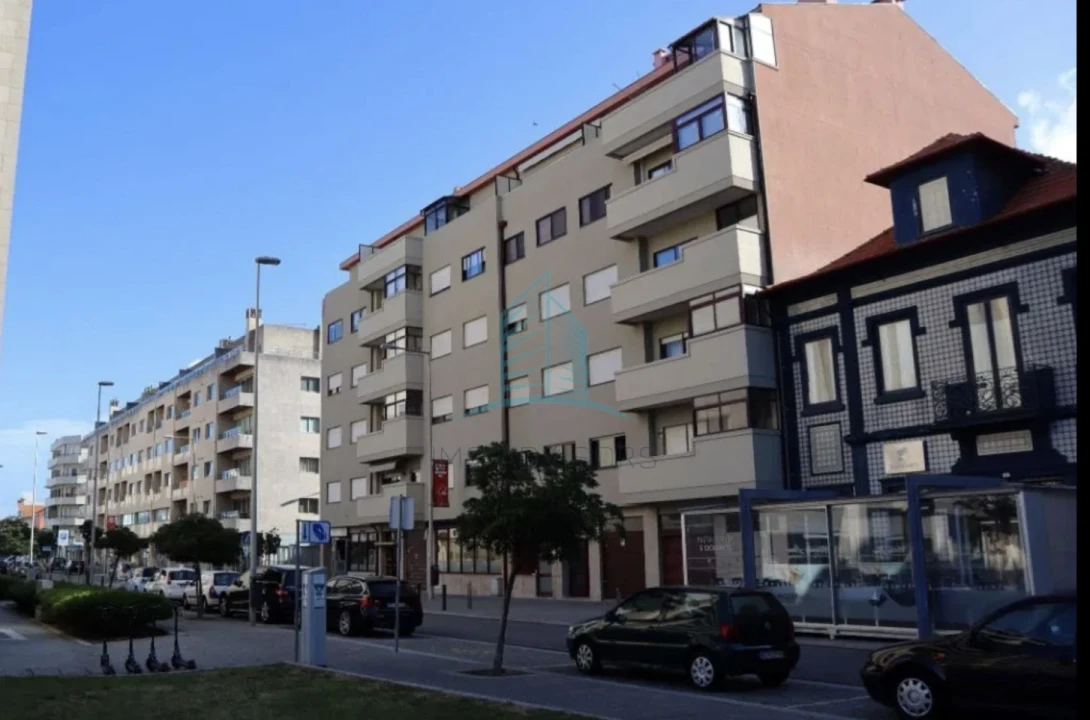 Apartamento T4 para Venda em Matosinhos e Leça da Palmeira Foto 27