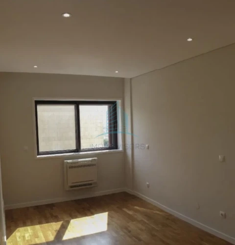 Apartamento T4 para Venda em Matosinhos e Leça da Palmeira
