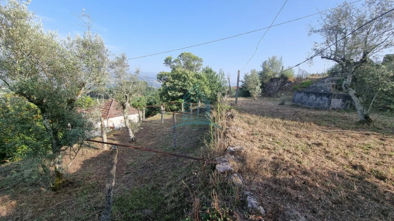 Moradia T1 para Venda em Luzim e Vila Cova Foto 13