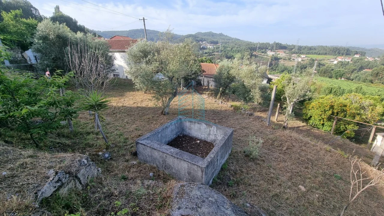 Moradia T1 para Venda em Luzim e Vila Cova Foto 17