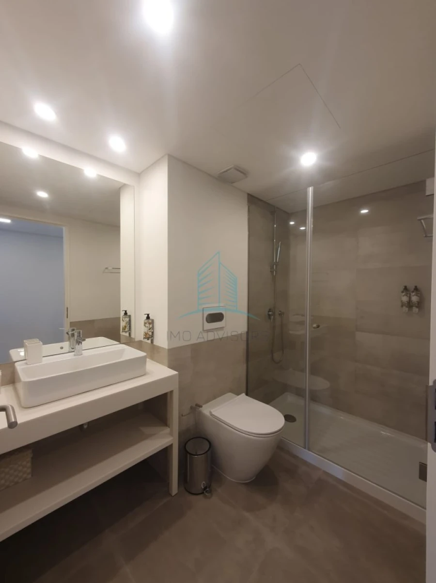 Apartamento T1 para Venda em Santa Marinha e São Pedro da Afurada Foto 5