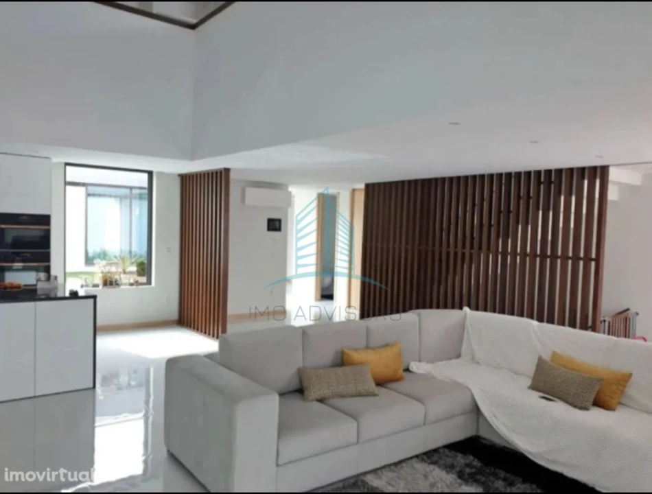 Moradia T5 para Venda em Canidelo Foto 2