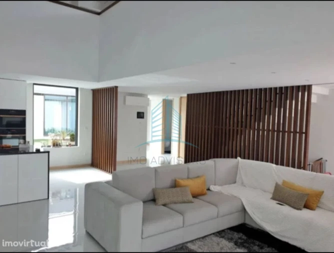 Moradia T5 para Venda em Canidelo Foto 2