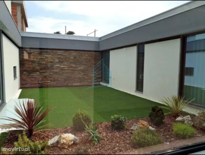 Moradia T5 para Venda em Canidelo Foto 4