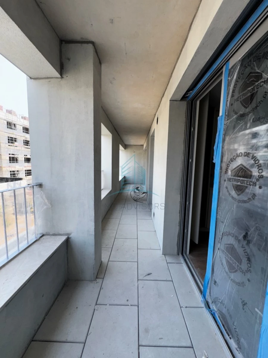 Apartamento T2 para Venda em Paranhos Foto 16
