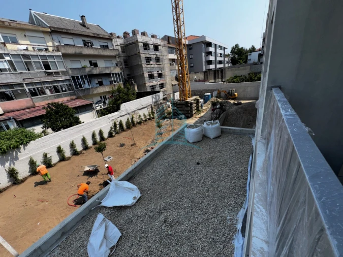 Apartamento T2 para Venda em Paranhos Foto 23
