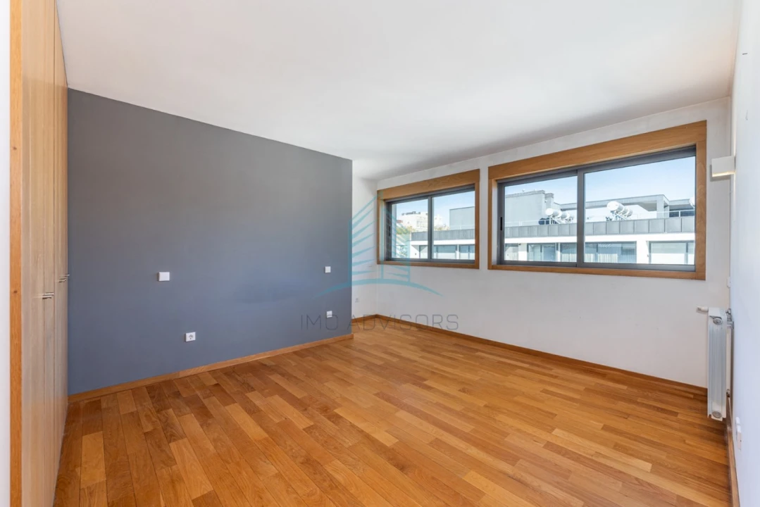 Apartamento T4 para Venda em Matosinhos e Leça da Palmeira Foto 12